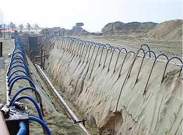 Obras no sistema de esgotos da cidade de Praia Grande. 